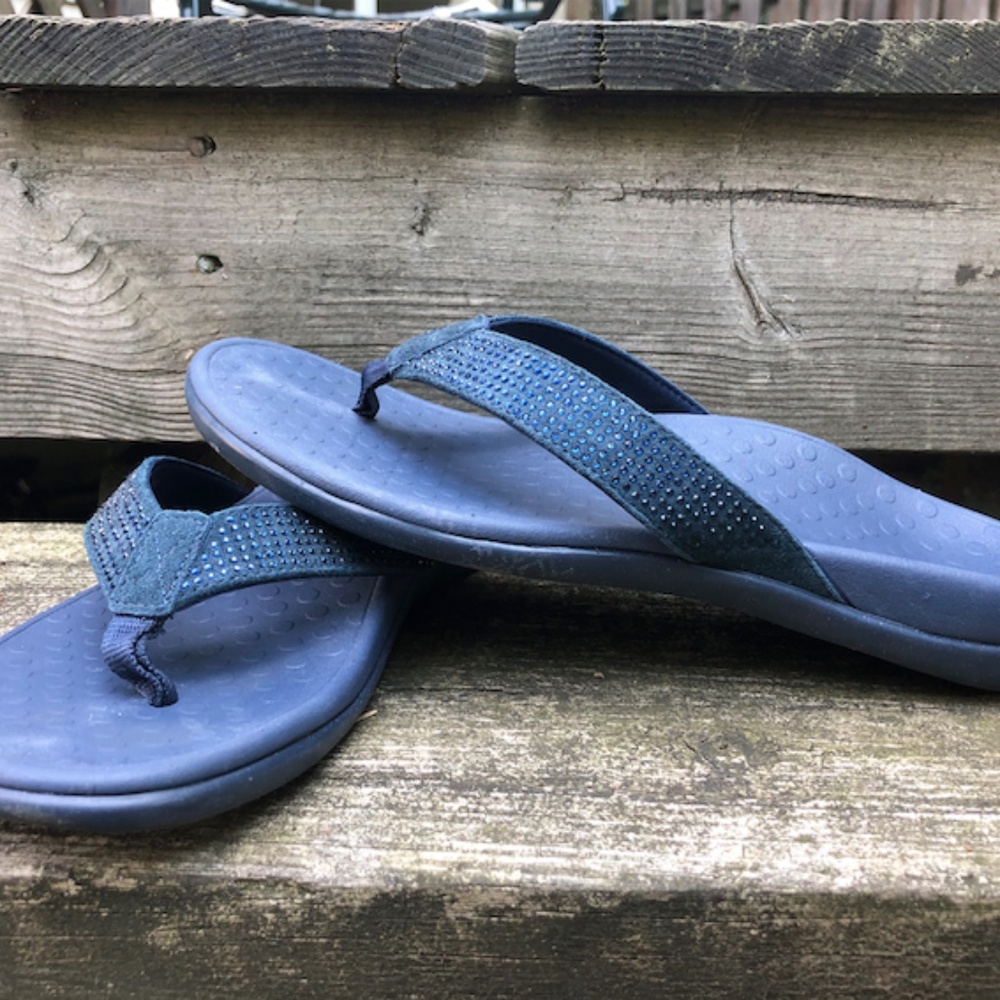 navy blue flips flops with rhinestones